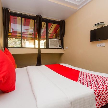 Hotel Shubham Panvel Esterno foto
