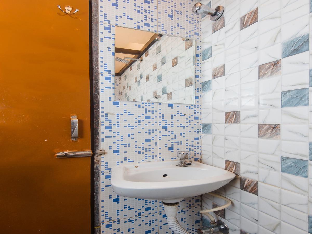 Hotel Shubham Panvel Esterno foto