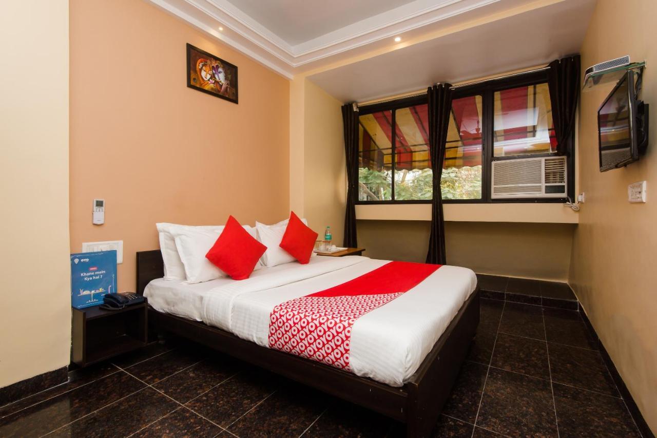 Hotel Shubham Panvel Esterno foto